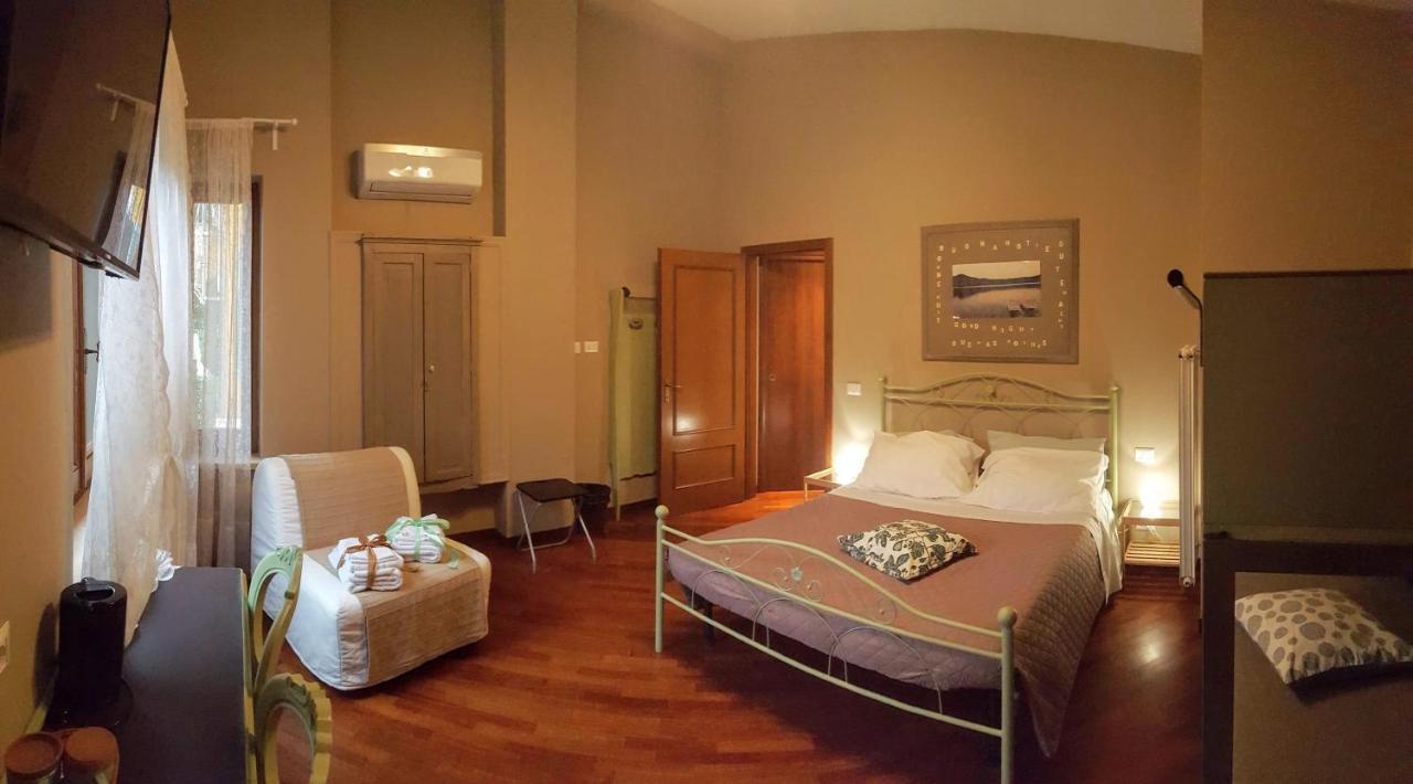 Il Nido Del Falco Bed & Breakfast Castel Gandolfo Bagian luar foto